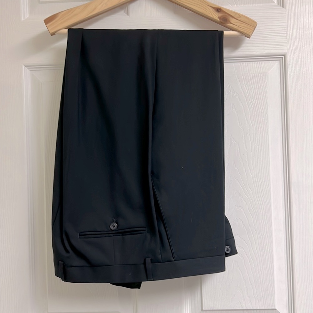 Men’s 39x30 navy suit pants